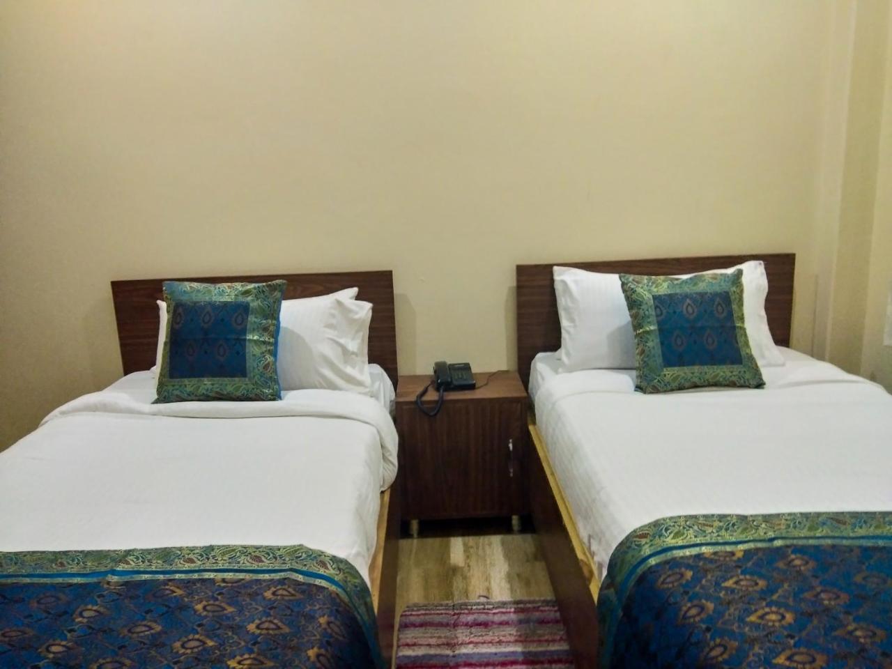 Dwivedi Hotels Palace On Steps Varanasi Eksteriør billede